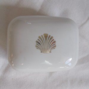 𝅺vintage Covered Bar Soap Container